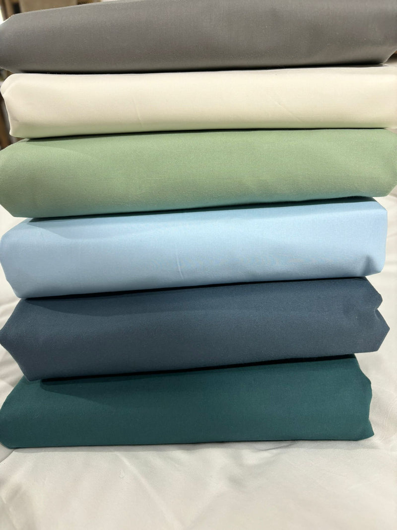 COLORFUL LINENS
